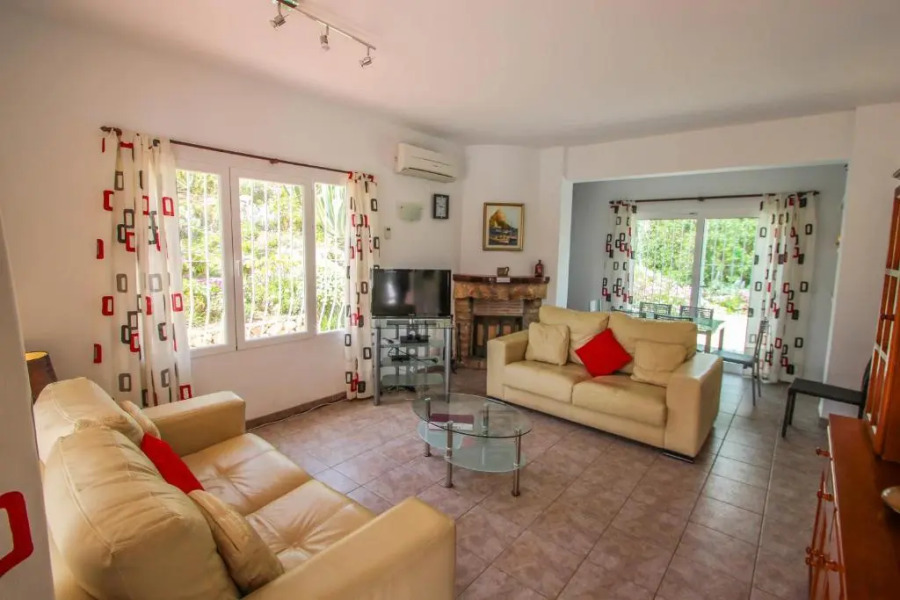 Susana - this lovely detached holiday property in Moraira