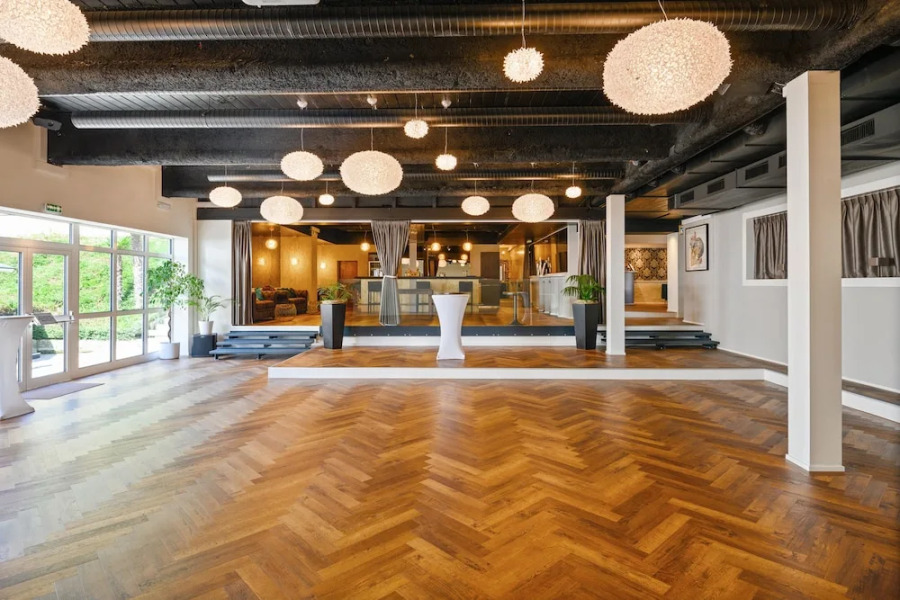 Apart-Hôtel Pont-de-Thielle