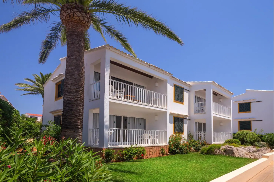 AluaSun Far Menorca Hotel