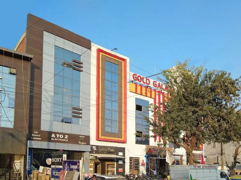 Oyo 28058 Hotel Gold Galaxy