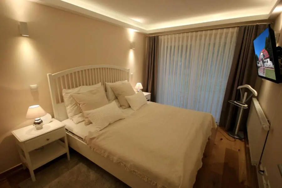 Gutshaus Silvitz by Rujana