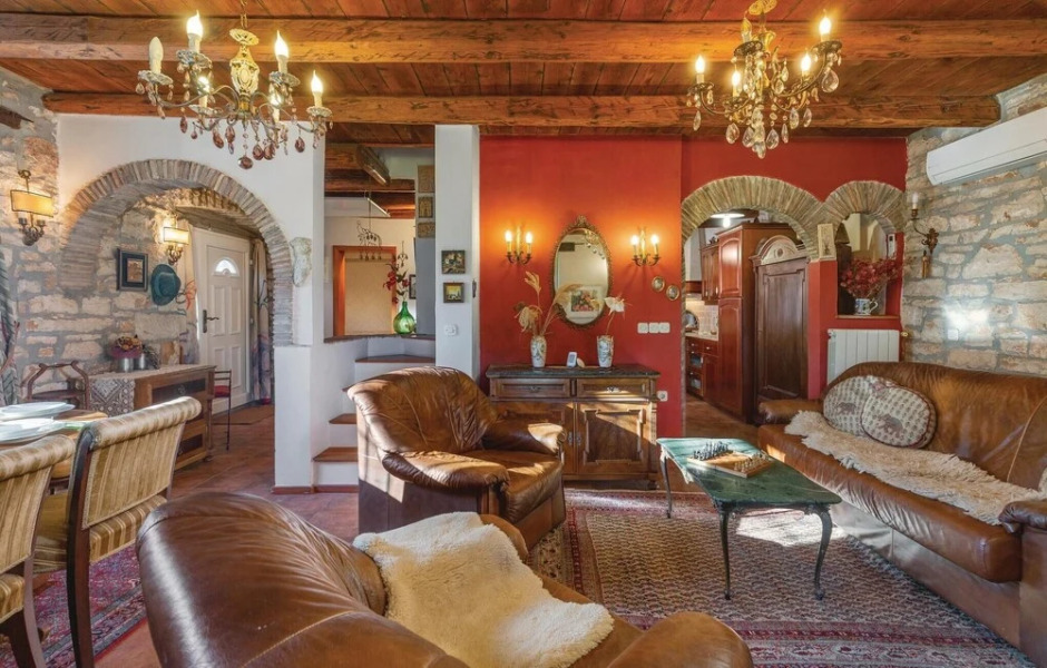 Awesome Home in Medaki With 3 Bedrooms, Wifi and Outdoor Swimming Pool