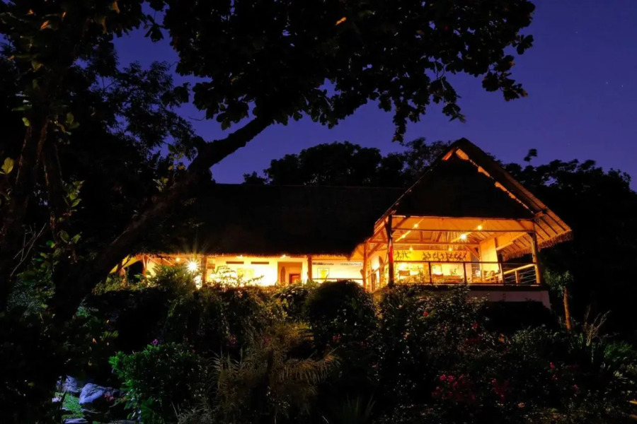Tsara Komba Lodge