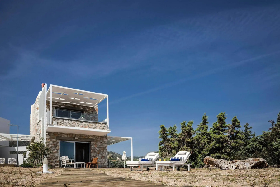 Cedar Bay Beachside Villas