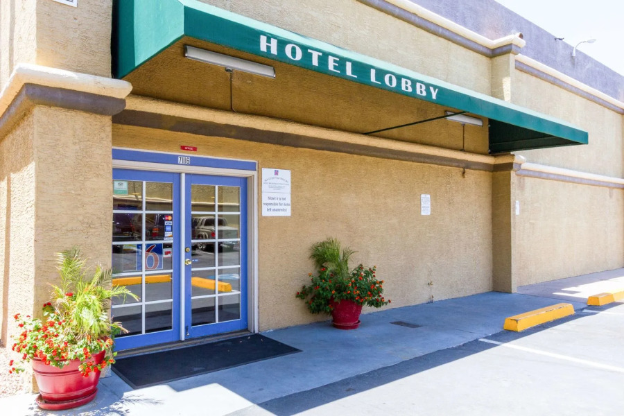 Motel 6 Glendale AZ