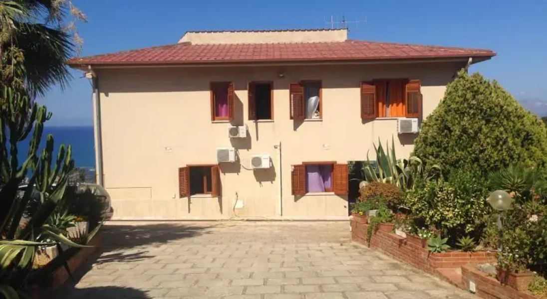 Villa Del Golfo