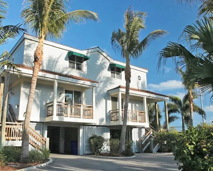 Hilton Grand Vacations Plantation Bay Villas at South Seas Island Resort