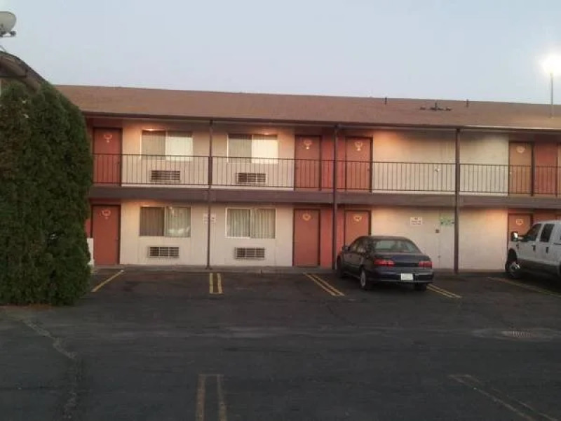 Interstate Inn