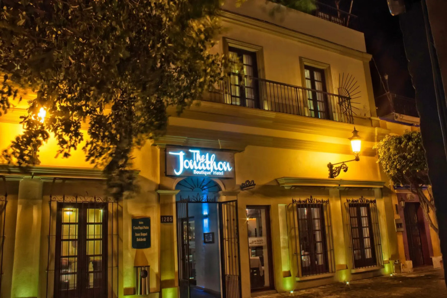 The Jonathon Boutique Hotel