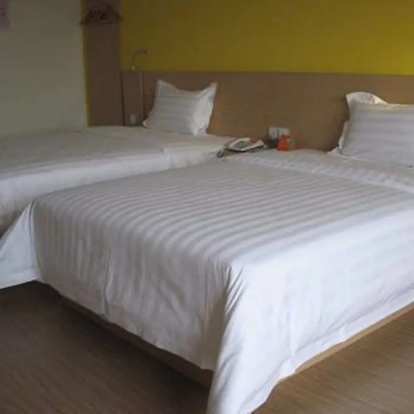 7Days Inn Qingdao Huangdao District Lianghe Road Haishui Baths