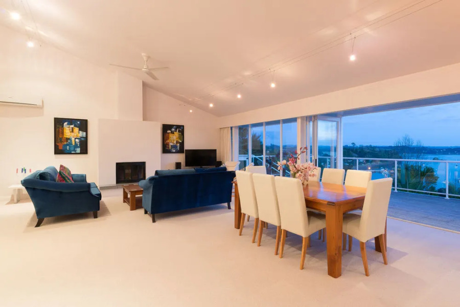 Russell View Apartments