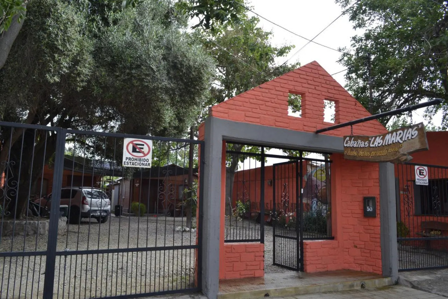 Cabañas y Hostal Las Marias
