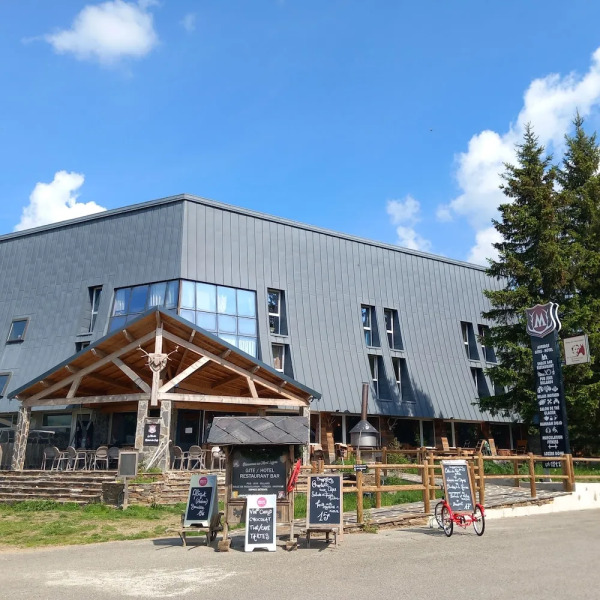 Hôtel Restaurant Le Montlo 48