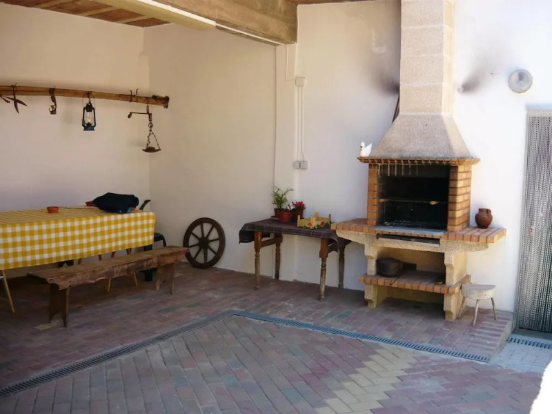 House With 4 Bedrooms in Bragança, With Furnished Terrace and Wifi Near the Beach