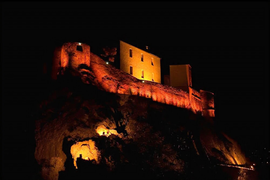 Quiet studio with air conditionning