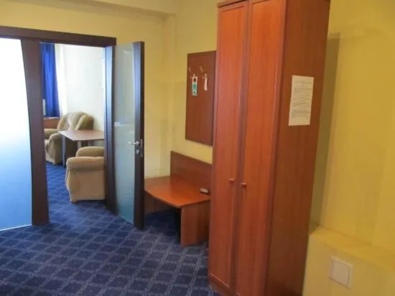 Ланч Кафе Инн