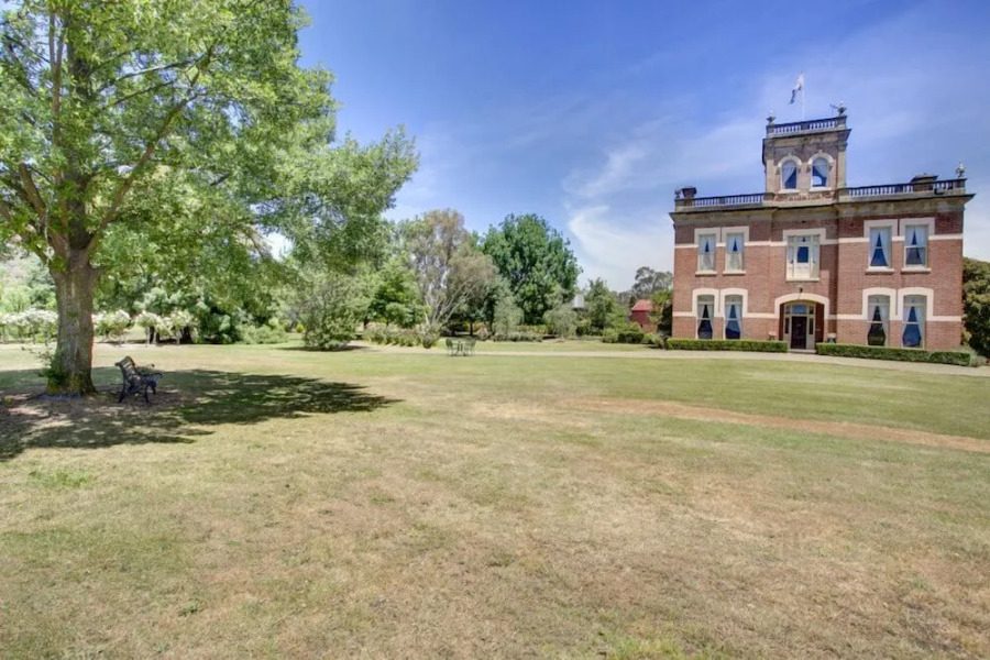 Highton Manor