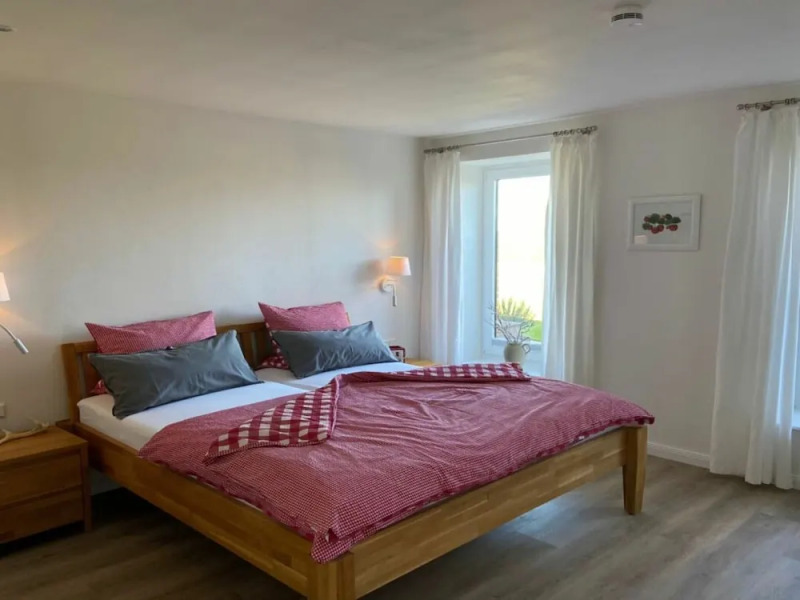 Spacious Apartment With Balcony