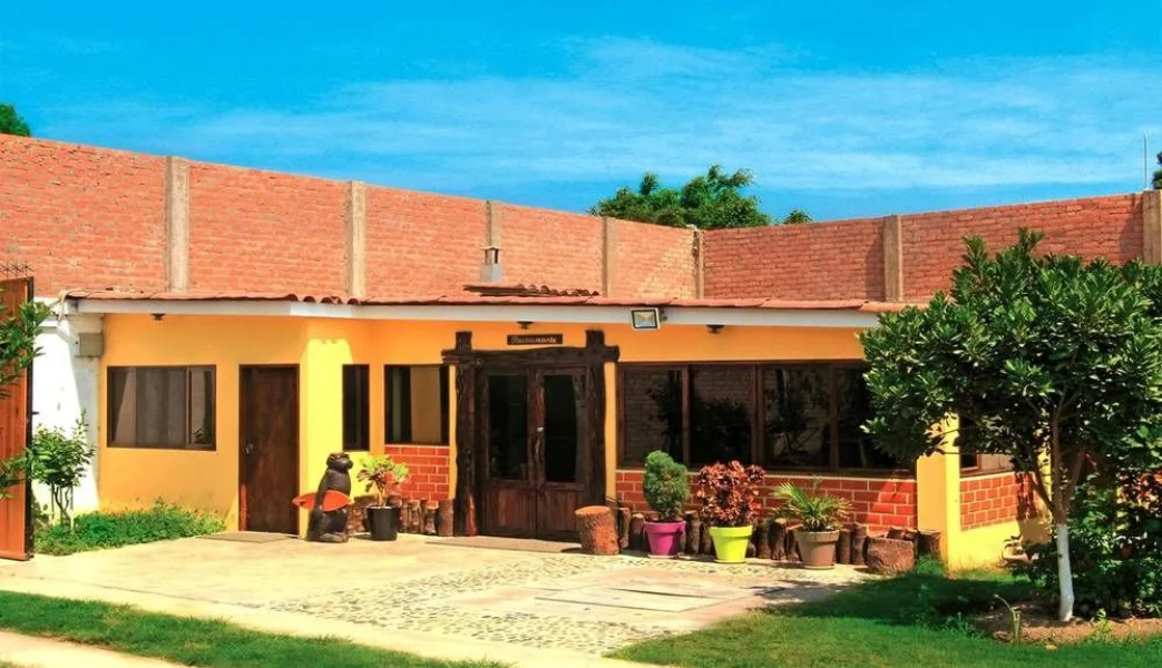 Hotel Villa Kitzia Huacho