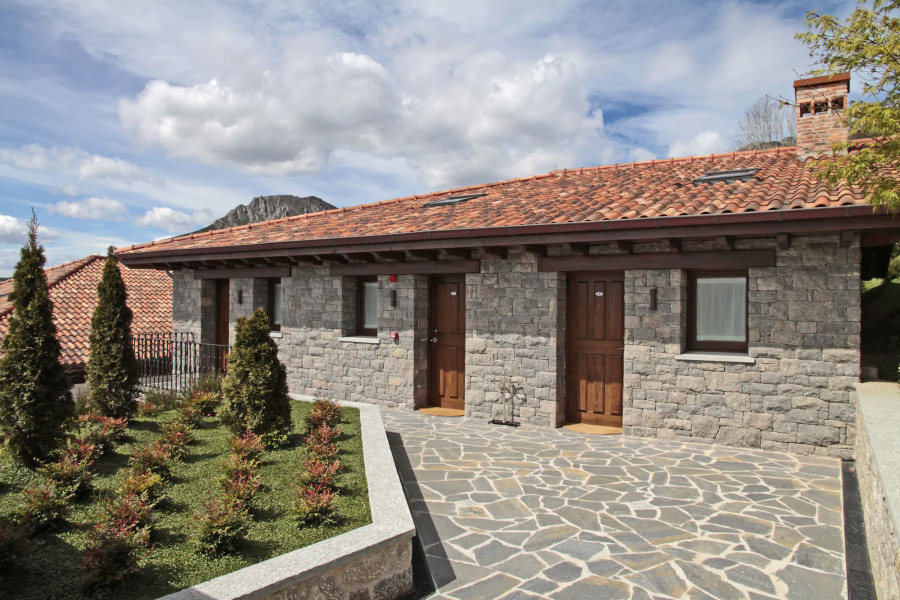 Puebloastur Eco-Resort Wellness & Spa