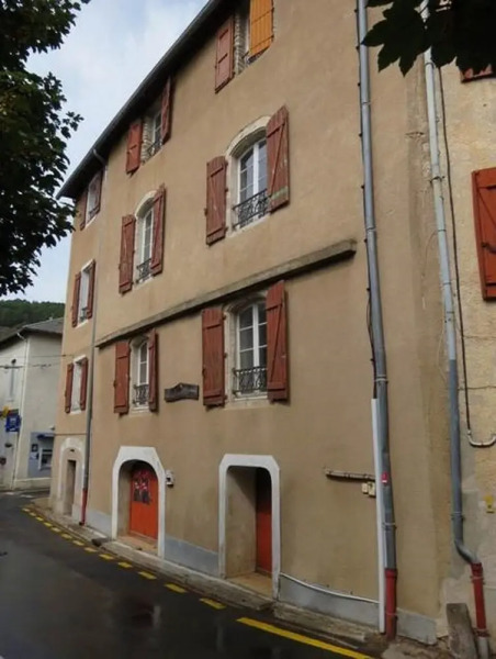 Cafe Restaurant Meuble de Tourisme