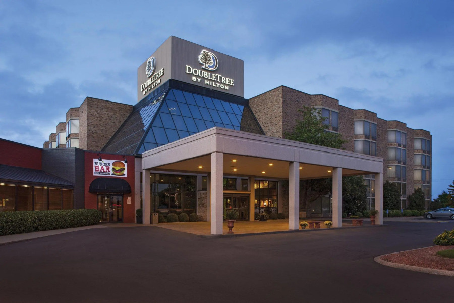 DoubleTree by Hilton Hotel Johnson City