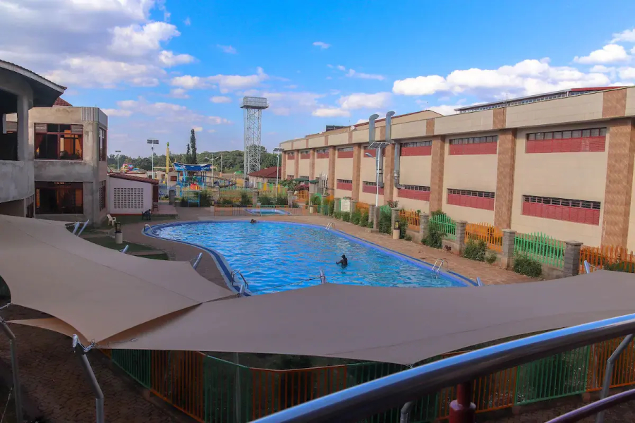 Maxland Hotel