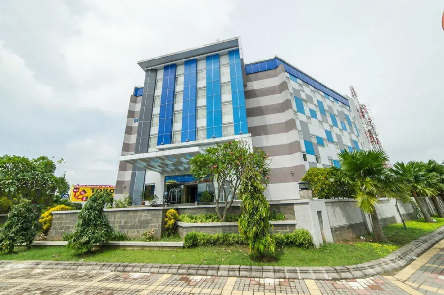 Airy Solo Baru Pandawa Lima Soekarno AC 25