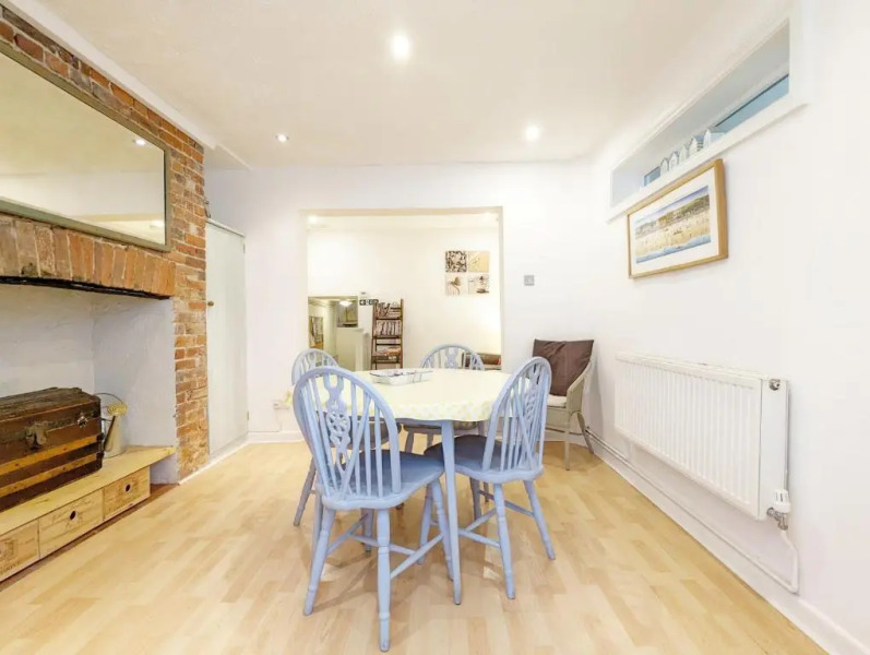 Dolphin House, Emsworth