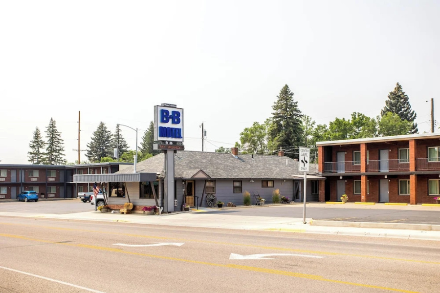 The B&B Motel