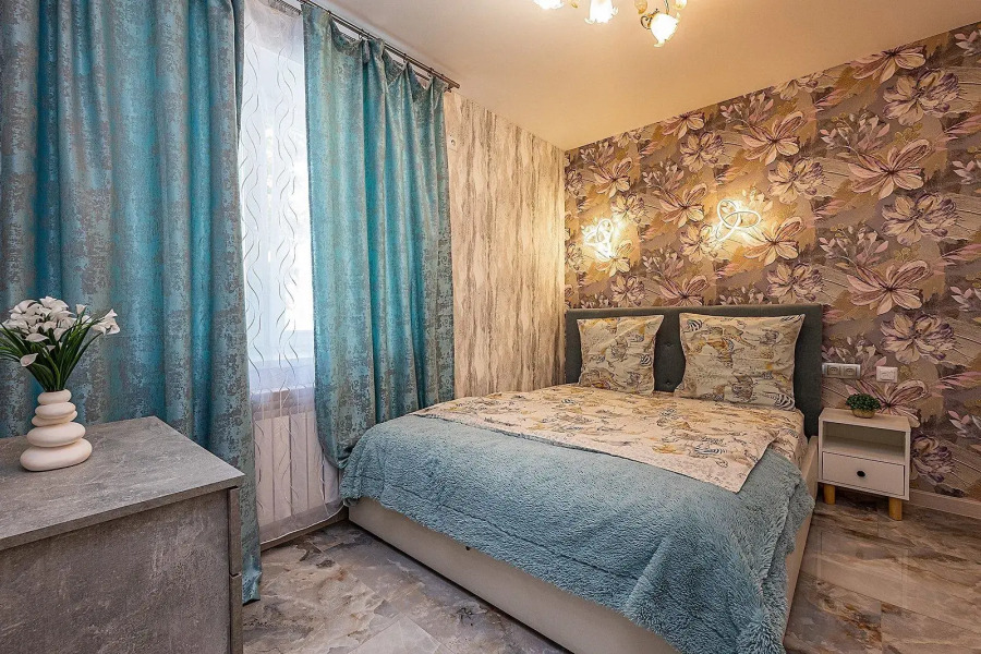 На Сутки на проспекте Ленина 46