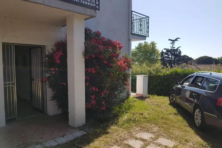 Lovely little flat at 5min walking to the Lake