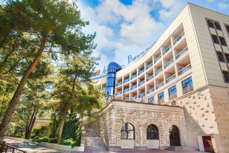 Санаторий Мыс Видный