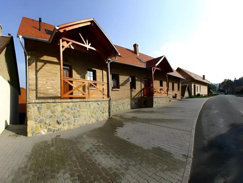 Wekler Családi Pincészet és Vendégház