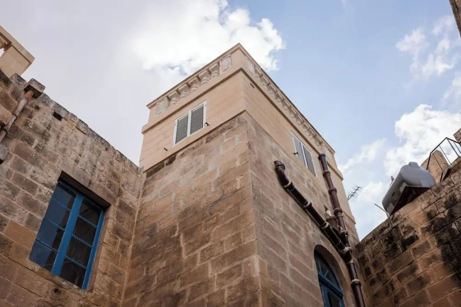 Talbot House by Talbot & Bons