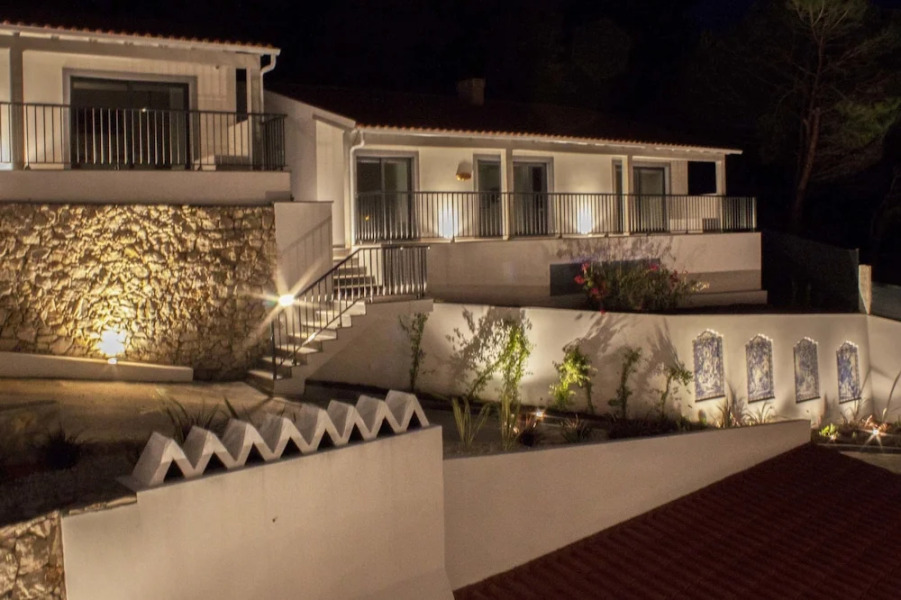 Hillside House Suites & Spa