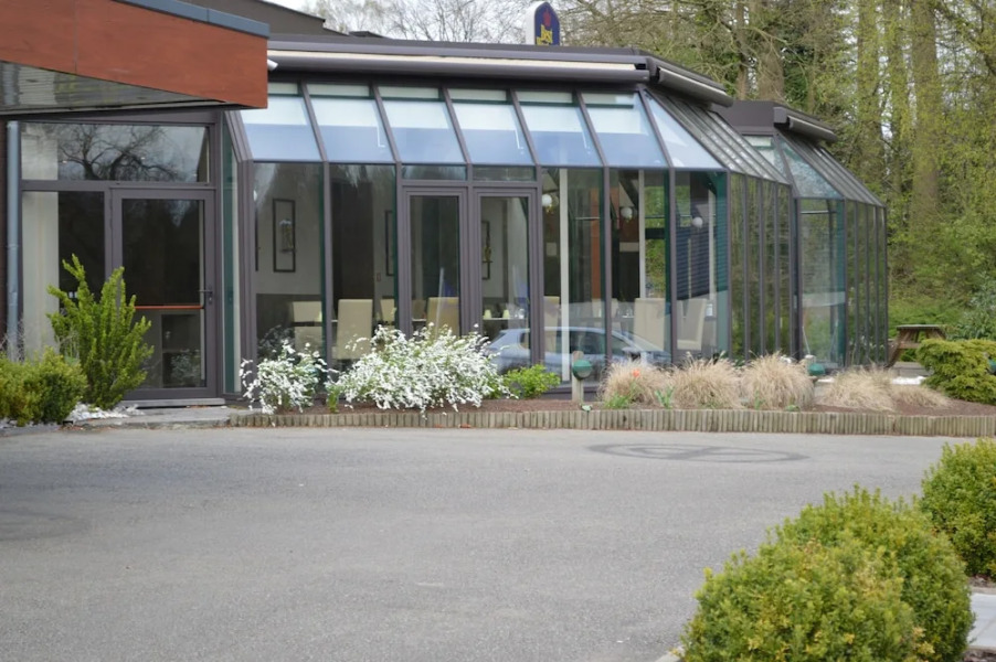 Best Western Casteau Resort S.a.