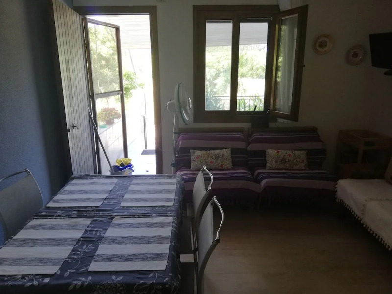 Zoe's Ideal Summer House