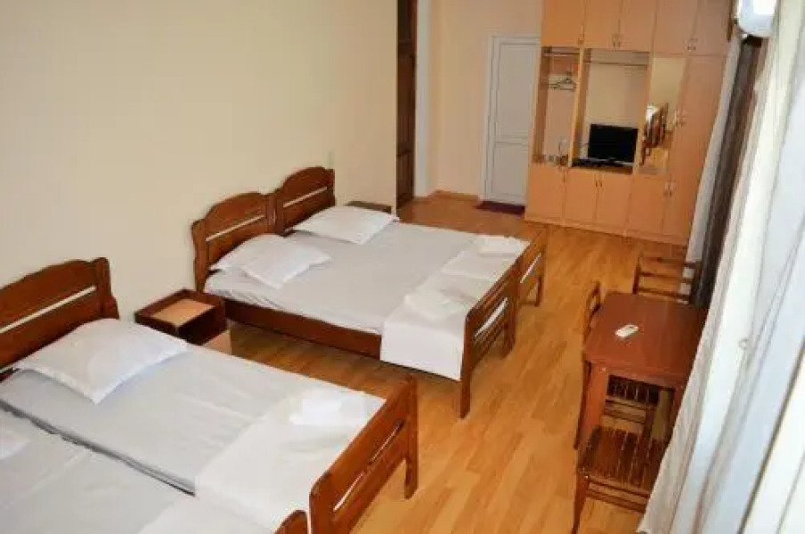 Hotel Tedi