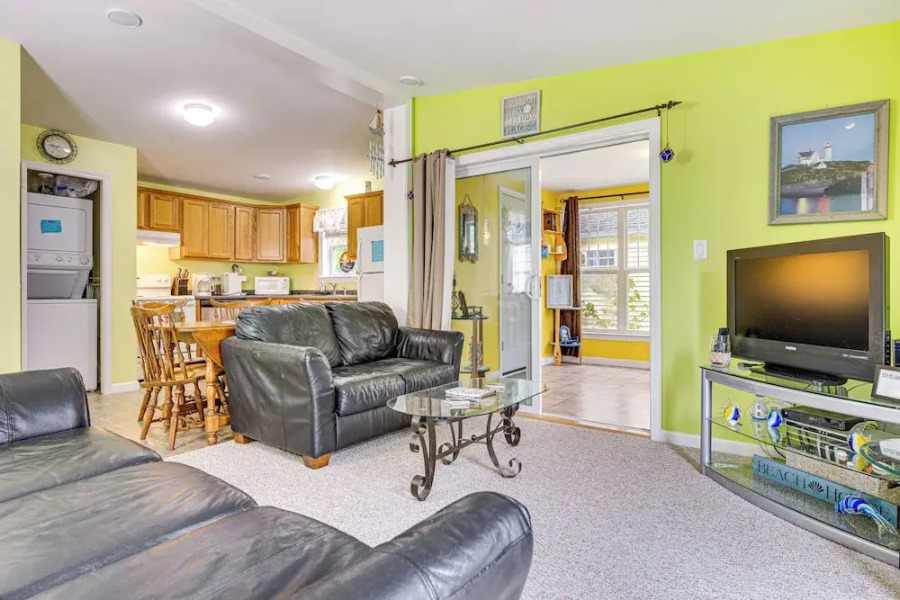 1 Mi to Beach: Cottage w/ Pool Access in Wells