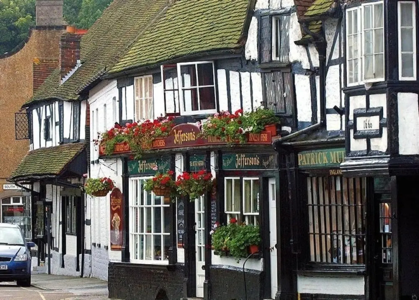 Hatton House , Midhurst 489514