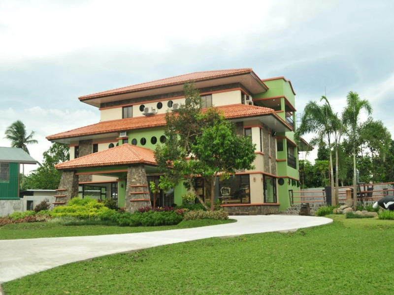 Auravel Grande Hotel and Resort