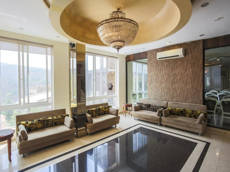 OYO 2377 Hotel Residency