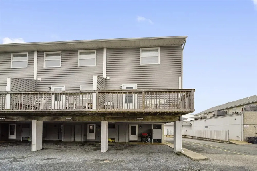 12 Seabreeze Village 26 Mckinley Ave. by Long & Foster