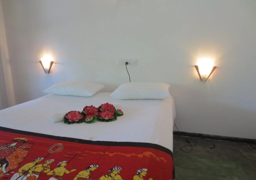 Luvi Lucas River Side