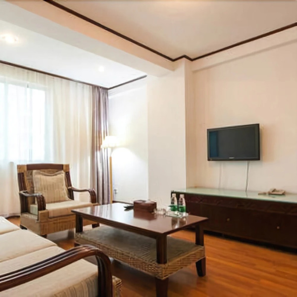 Yuhai Hotspring Hotel