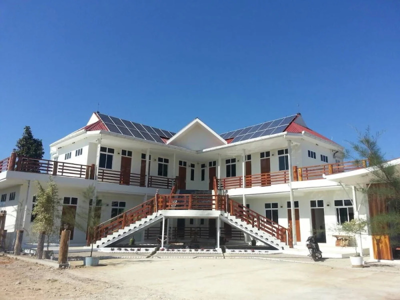 The Lodge Ngwe Taung