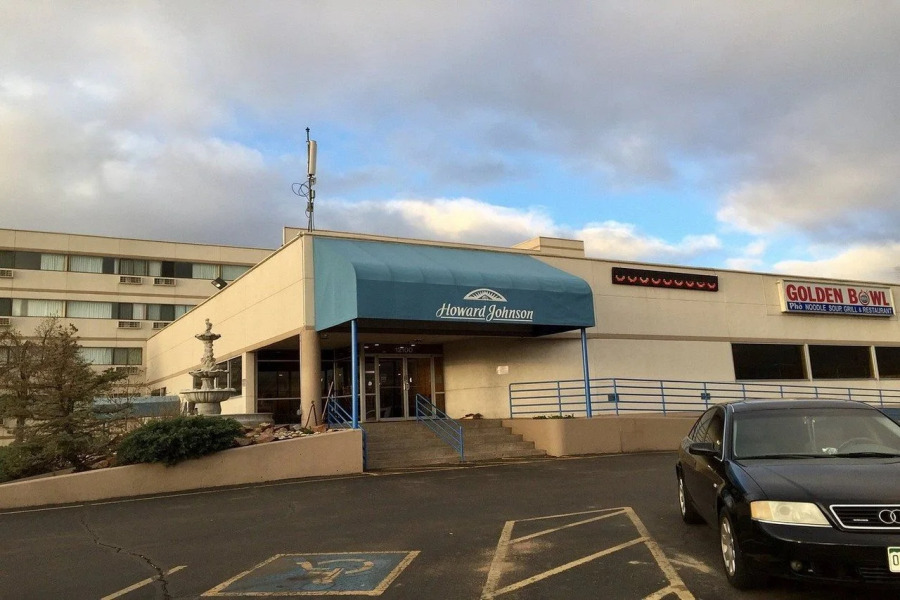 Howard Johnson Denver/West
