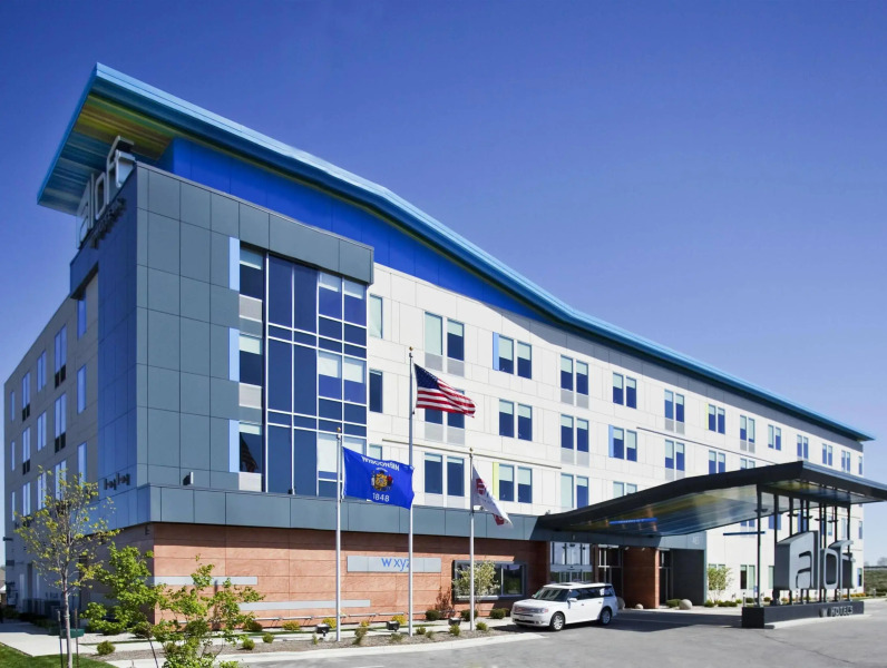 Aloft Green Bay