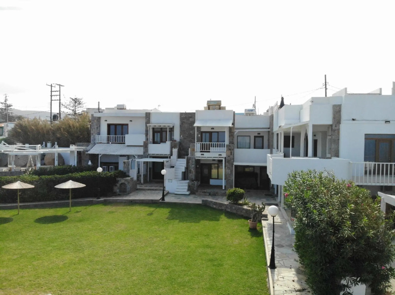 Golden Grain Suites by Checkin